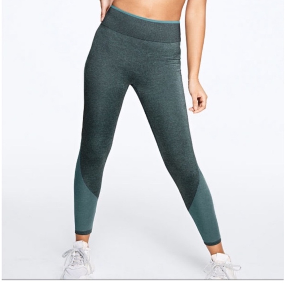 Pink Victoria's Secret Teal
Seamless Leggings